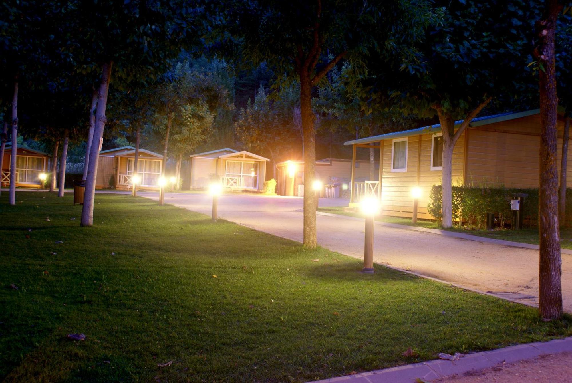 Camping Bassegoda Park Hotel Albanya Exterior photo