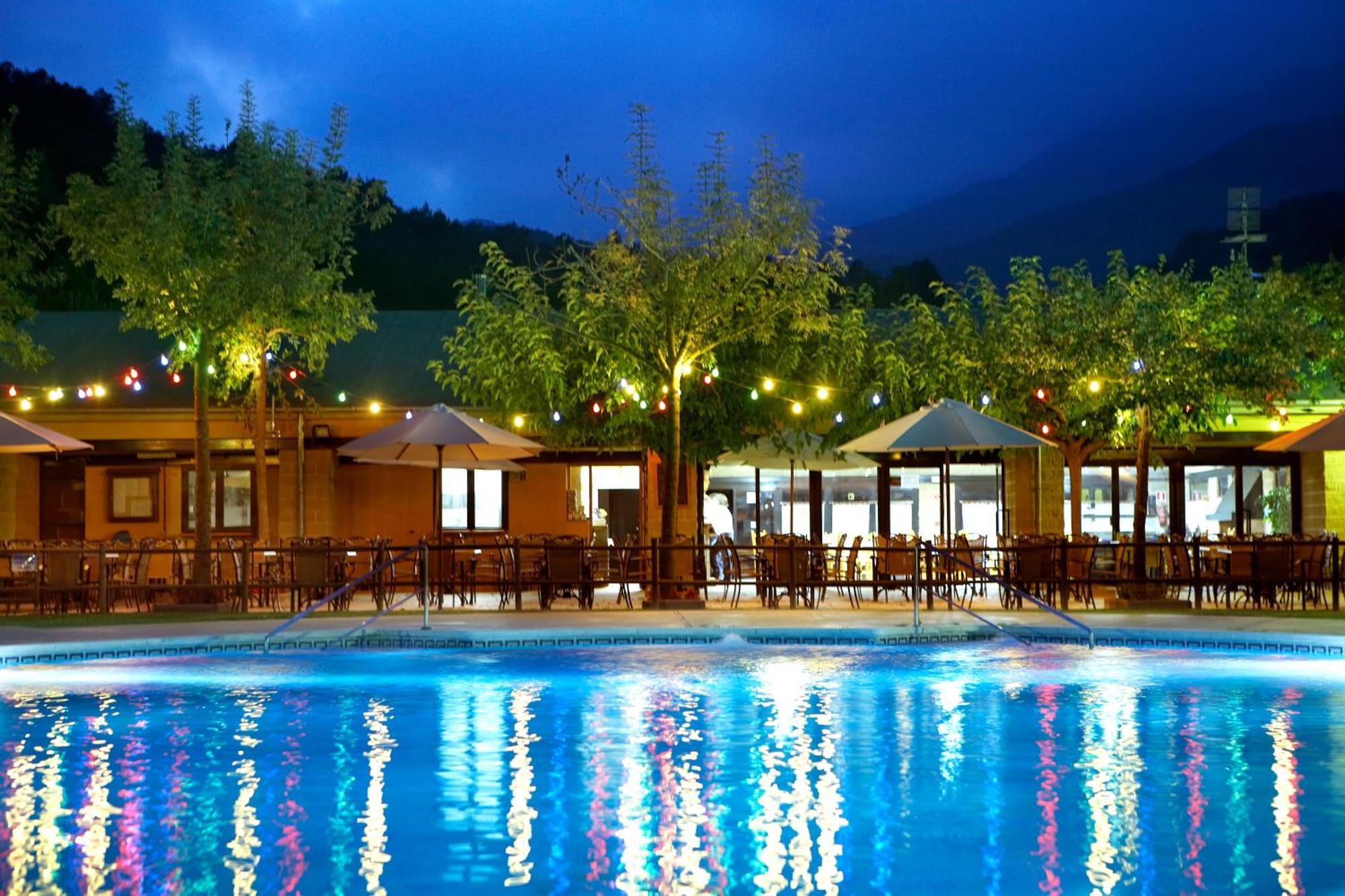 Camping Bassegoda Park Hotel Albanya Exterior photo